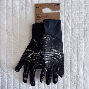 Nike Black and White Pacer Gloves
